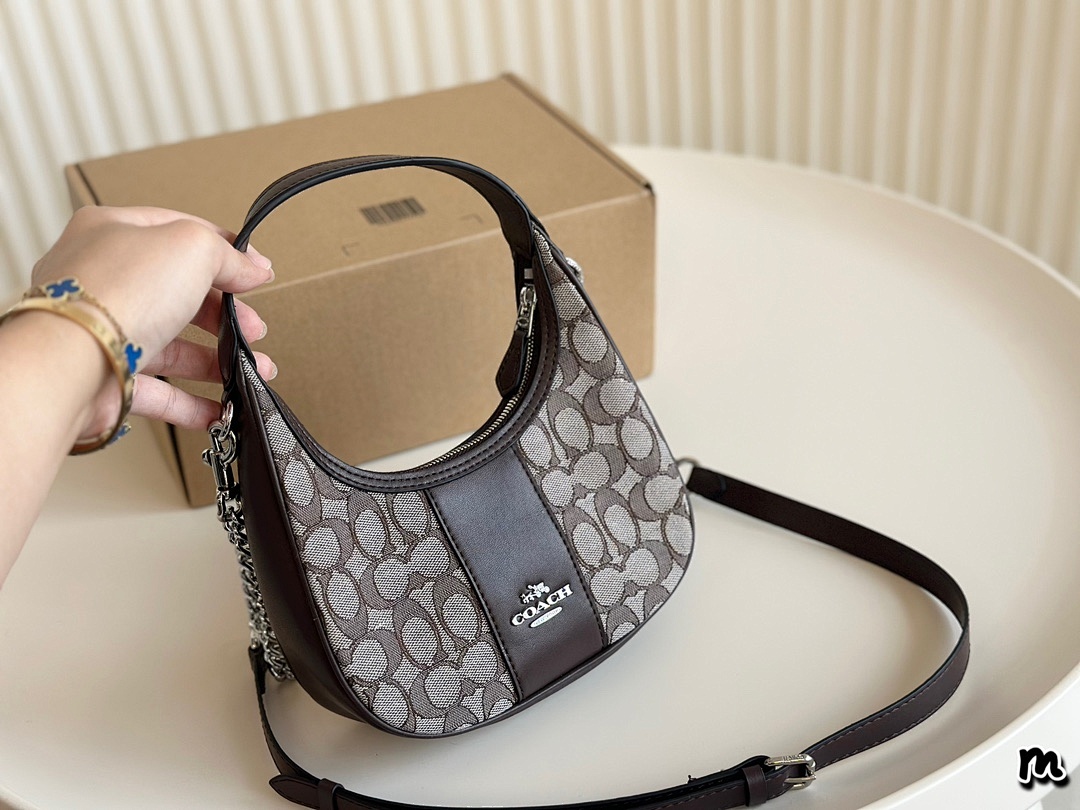 Coach Carmen Mini Crossbody · 4792 — תמונה 12