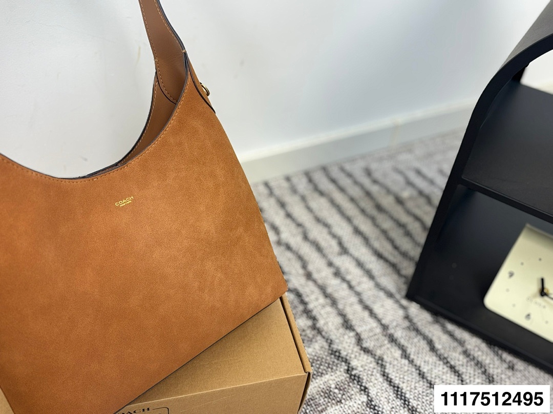 Coach Brooklyn Shoulder Bag · 5764 — תמונה 11