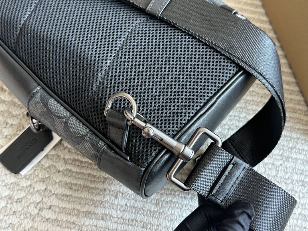 Coach West Pack · 5550 — תמונה 14