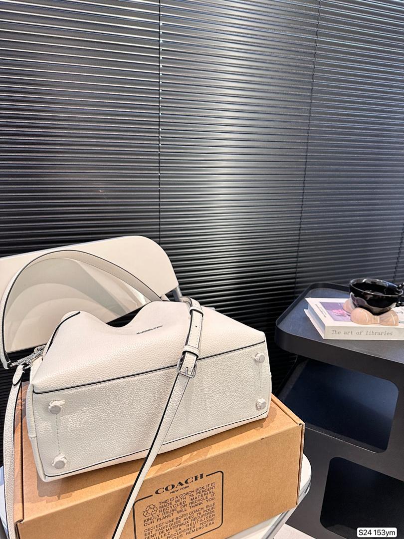 Coach Hanna Shoulder Bag · 4932 — תמונה 16