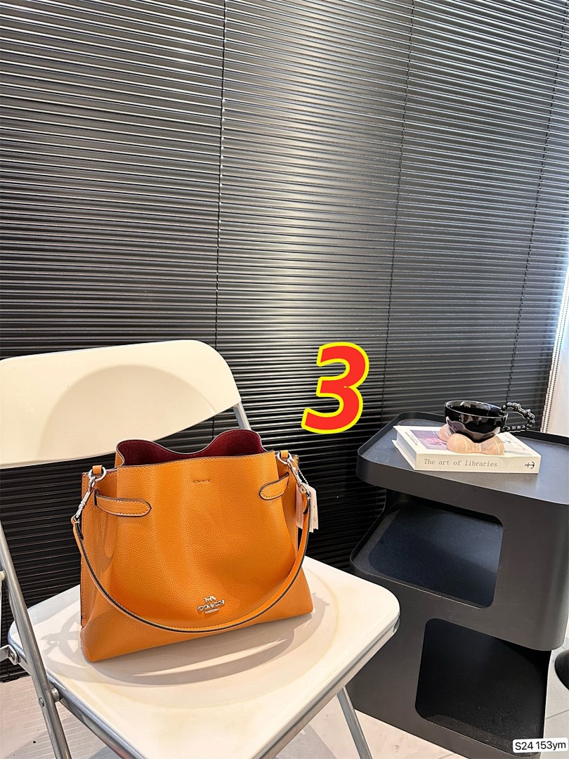 Coach Hanna Shoulder Bag · 4932 — תמונה 7