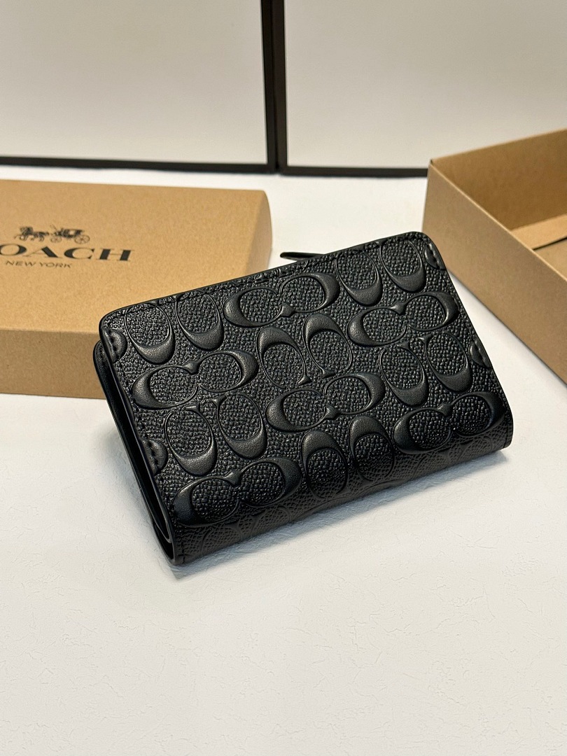 Coach Medium Corner Zip Wallet · 6066 — תמונה 22