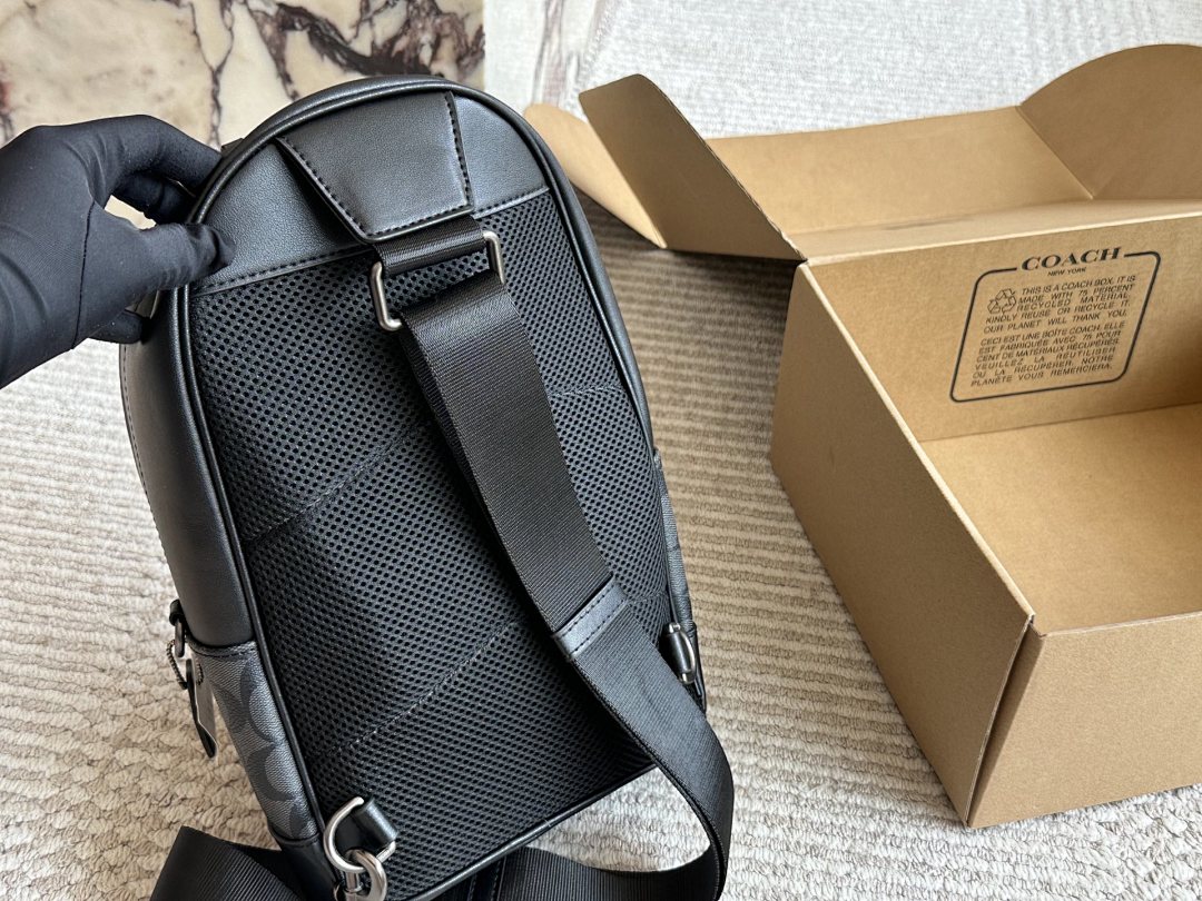 Coach West Pack · 5550 — תמונה 15