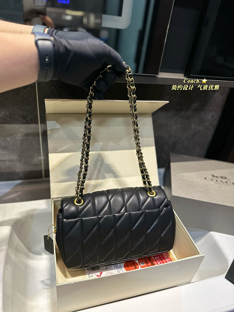 Coach Tabby Shoulder Bag · 5525 — תמונה 13