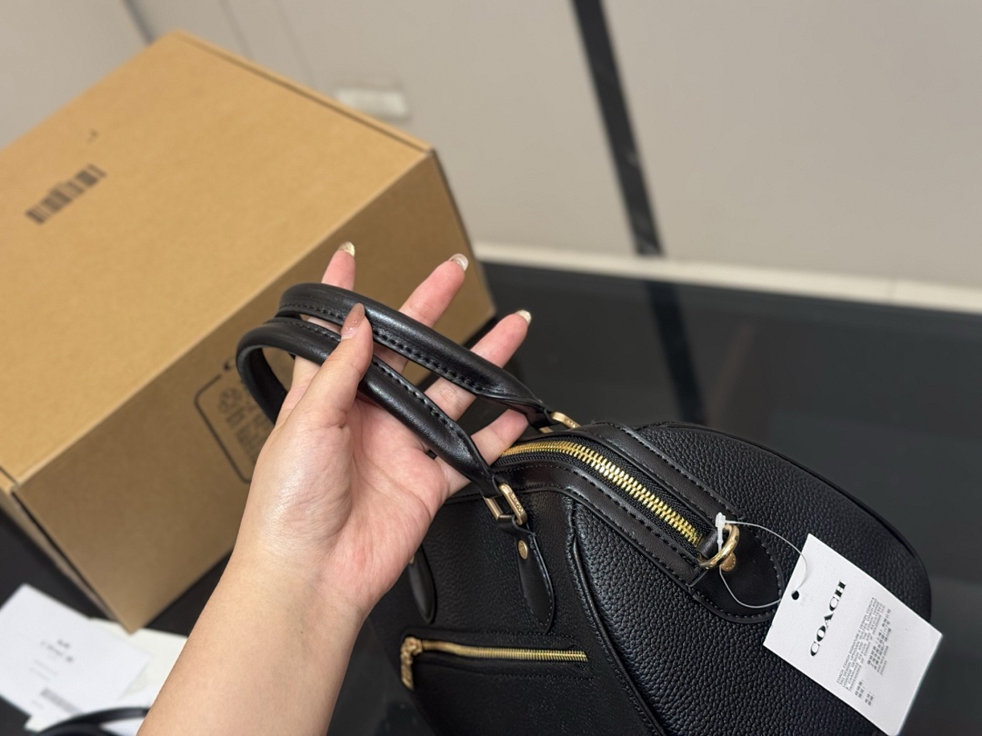 Coach Rowan Satchel · 5548 — תמונה 8