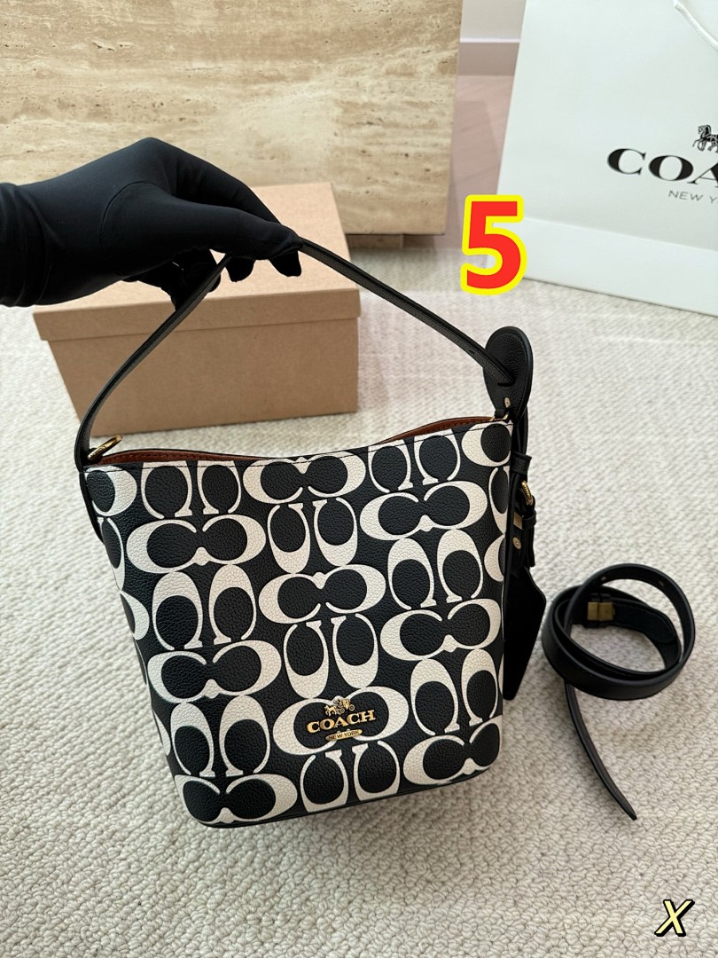 Coach Bleecker Bucket Bag · 6089 — תמונה 9
