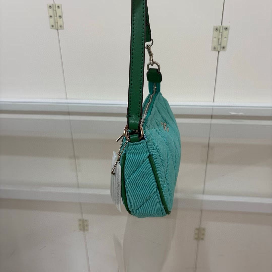 Coach Nolita 19 · 5531 — תמונה 9