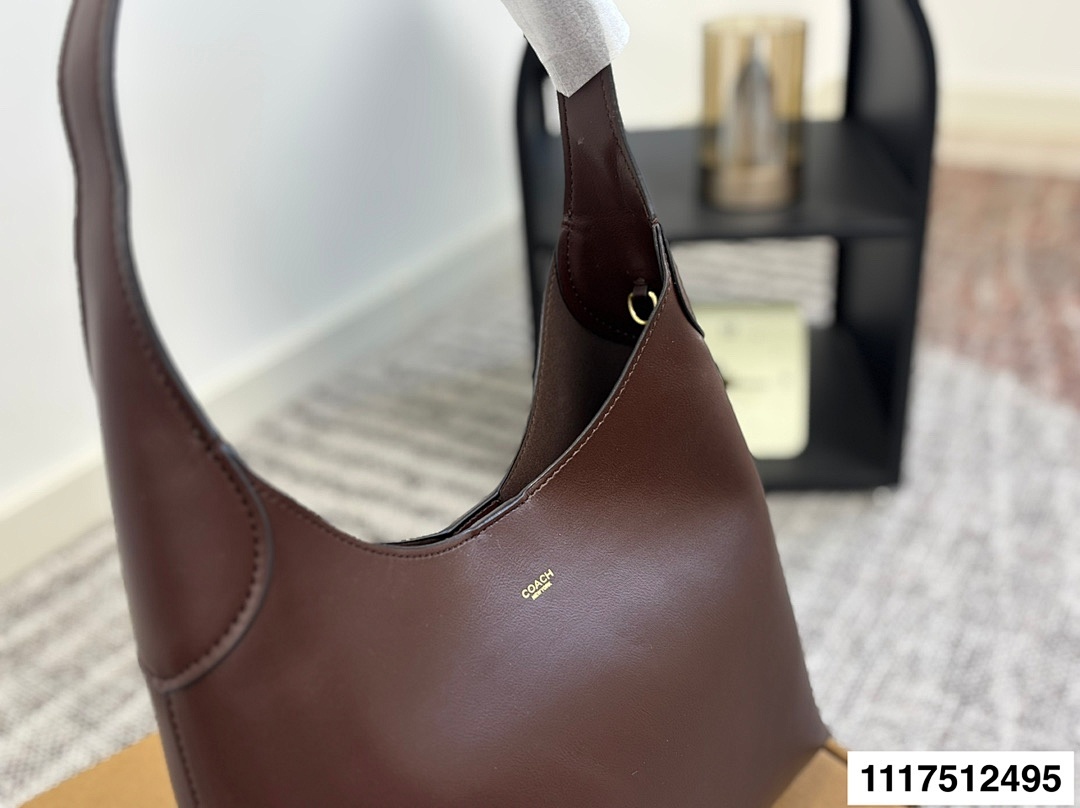 Coach Brooklyn Shoulder Bag · 5764 — תמונה 20