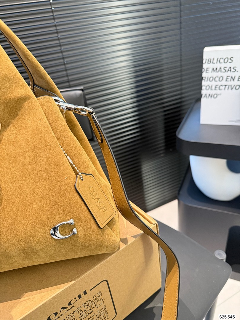 Coach Lana Shoulder Bag 23 · 5162 — תמונה 13