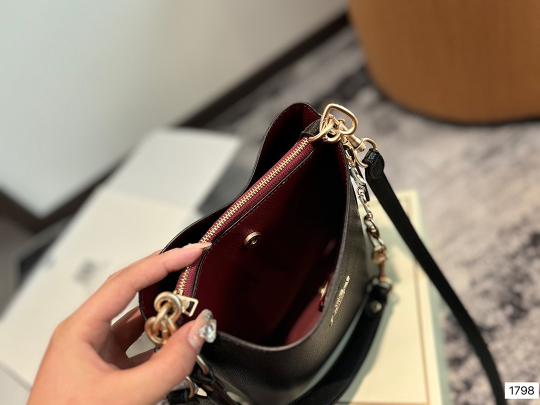 Coach Mollie Bucket Bag · 4927 — תמונה 13