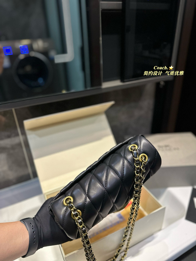Coach Tabby Shoulder Bag · 5525 — תמונה 11