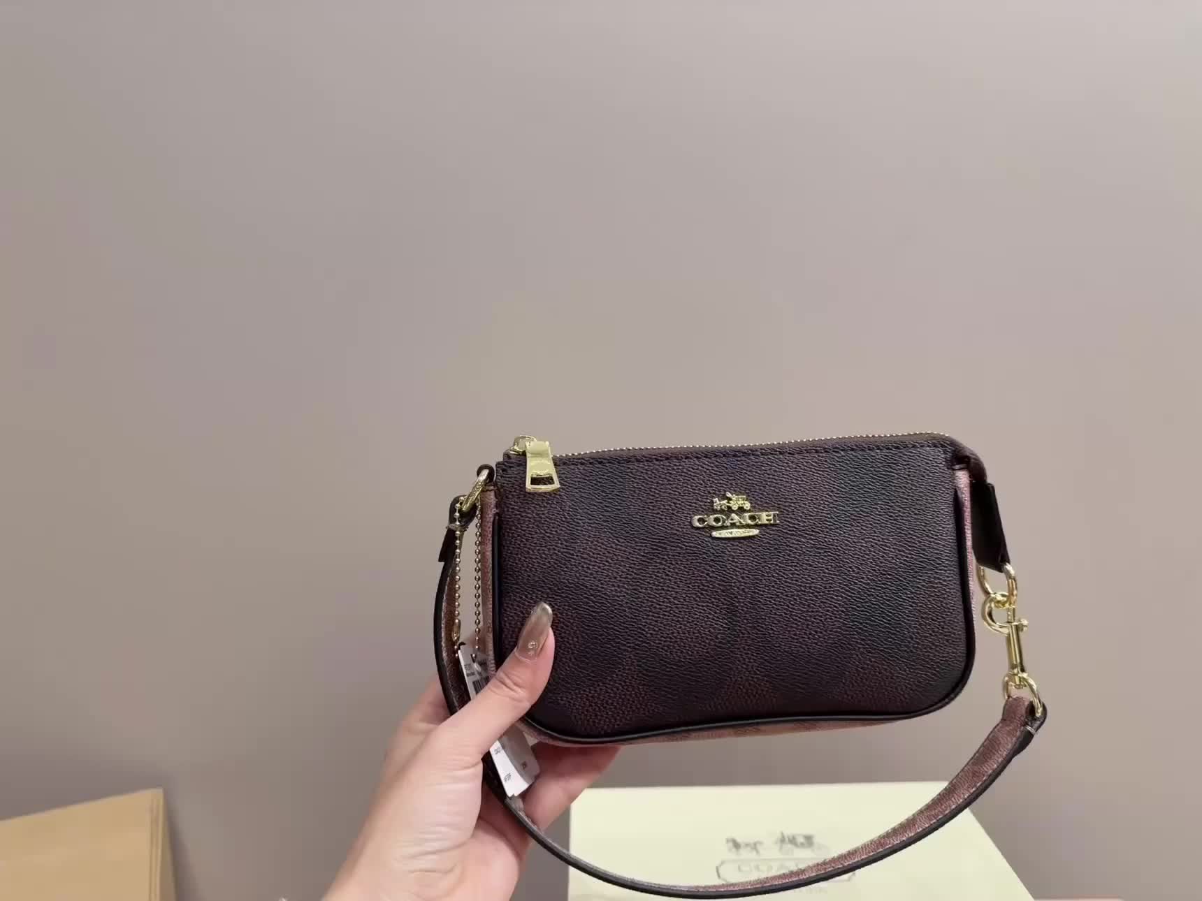 Coach Nolita 19 · 5137 — תמונה 3