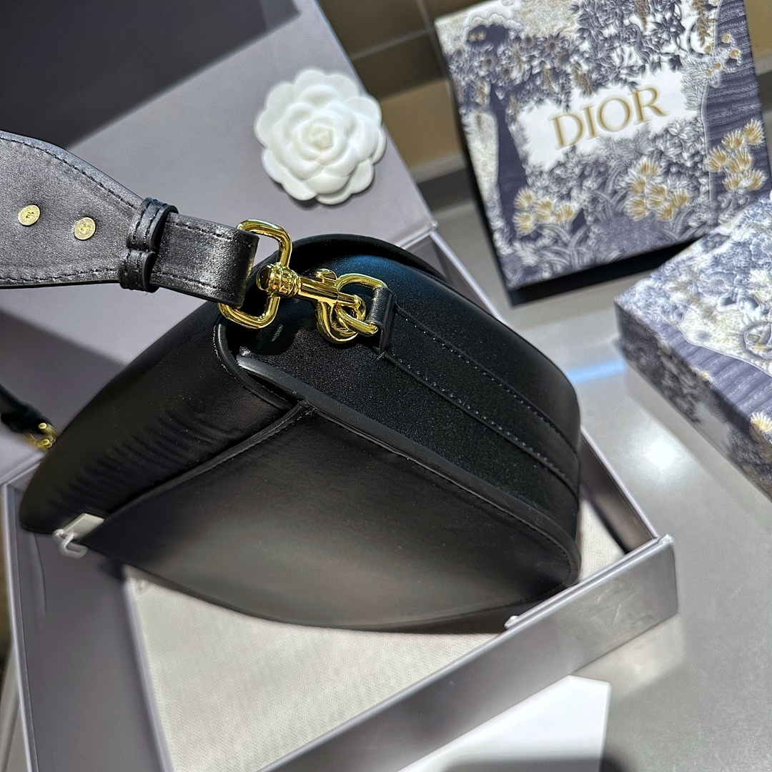 Dior Bobby · 4667 — תמונה 10
