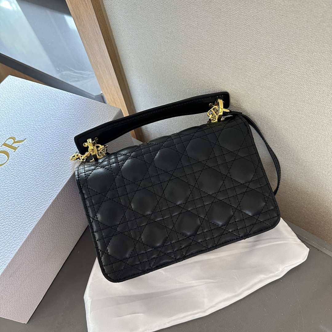 Dior Jolie · 4960 — תמונה 7
