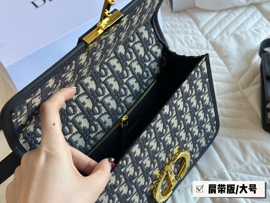 Dior 30 Montaigne · 4708 — תמונה 2