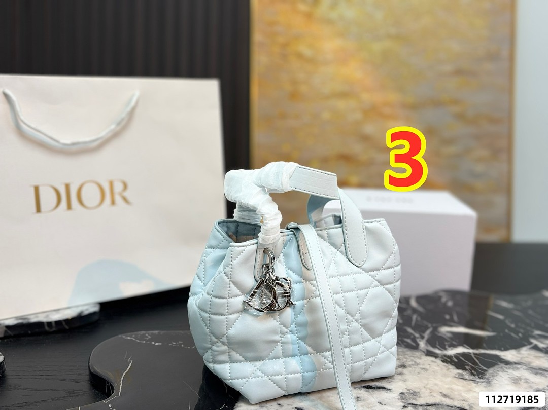 Dior Toujours · 6427 — תמונה 17