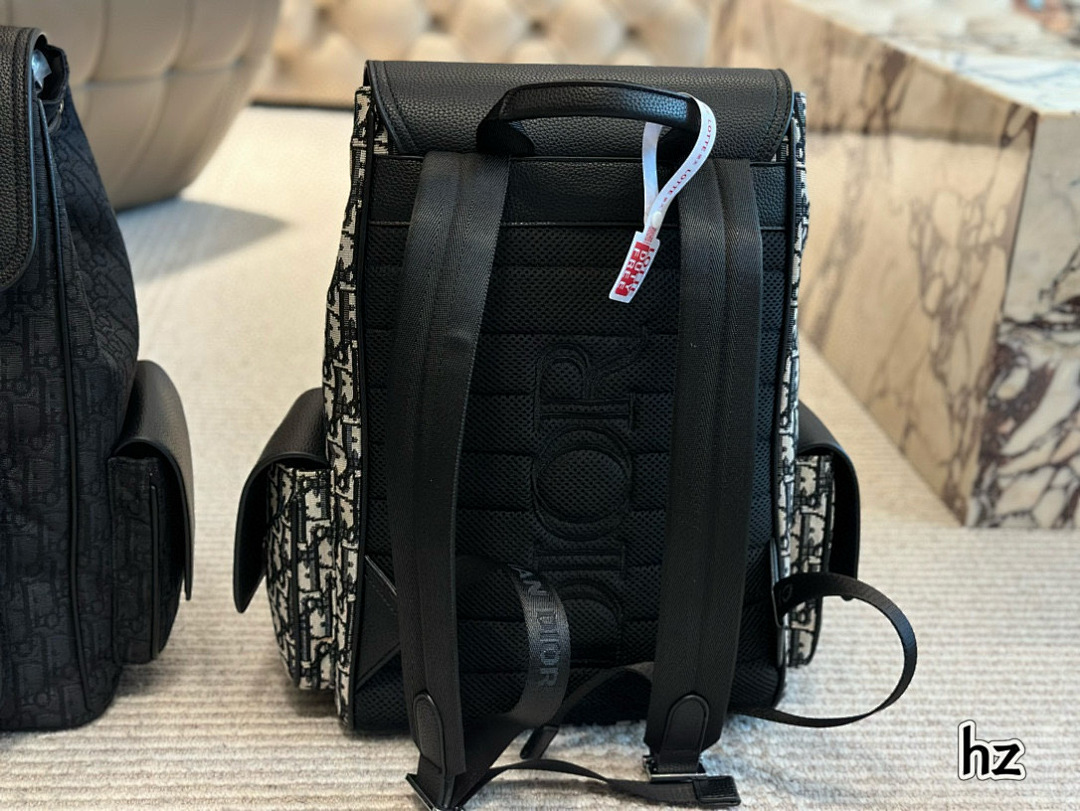 Dior Saddle Backpack with Flap · 5523 — תמונה 4
