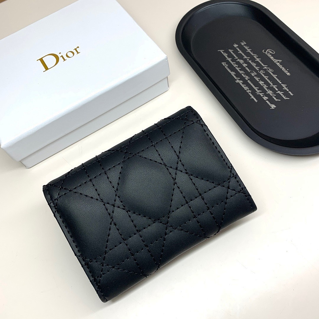 Dior 30 Montaigne · 5488 — תמונה 36