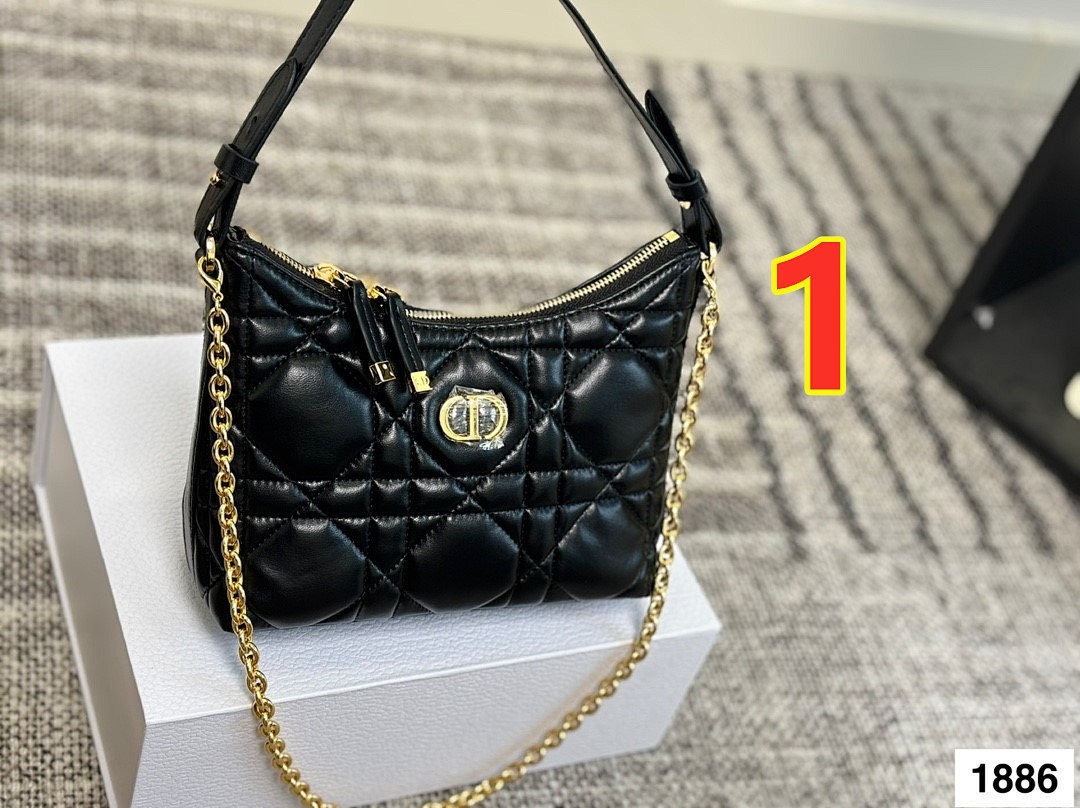Dior Caro · 5567