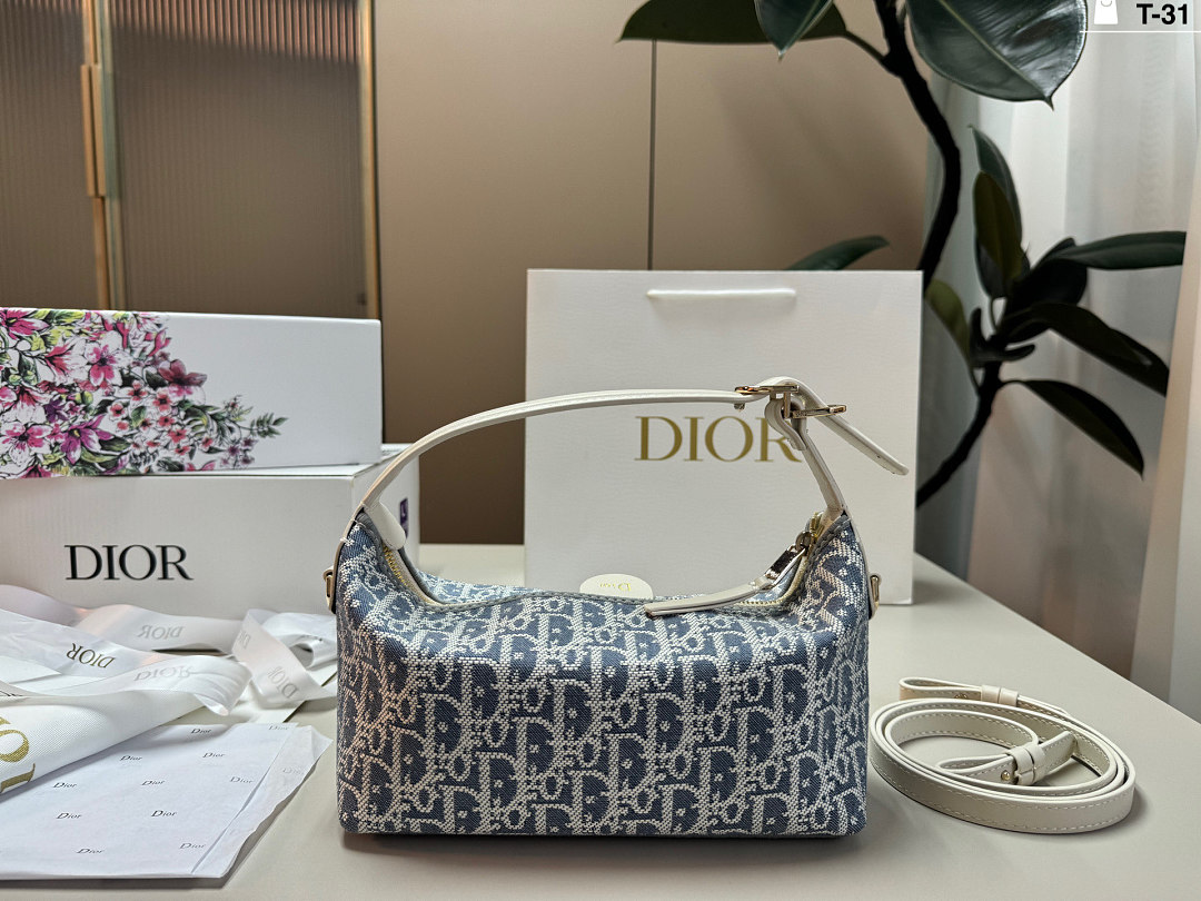 Dior D-Journey Bag · 6426 — תמונה 11