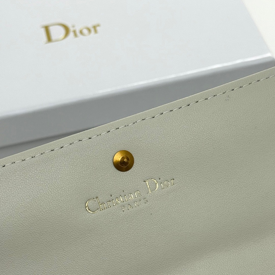 Dior 30 Montaigne · 5519 — תמונה 20