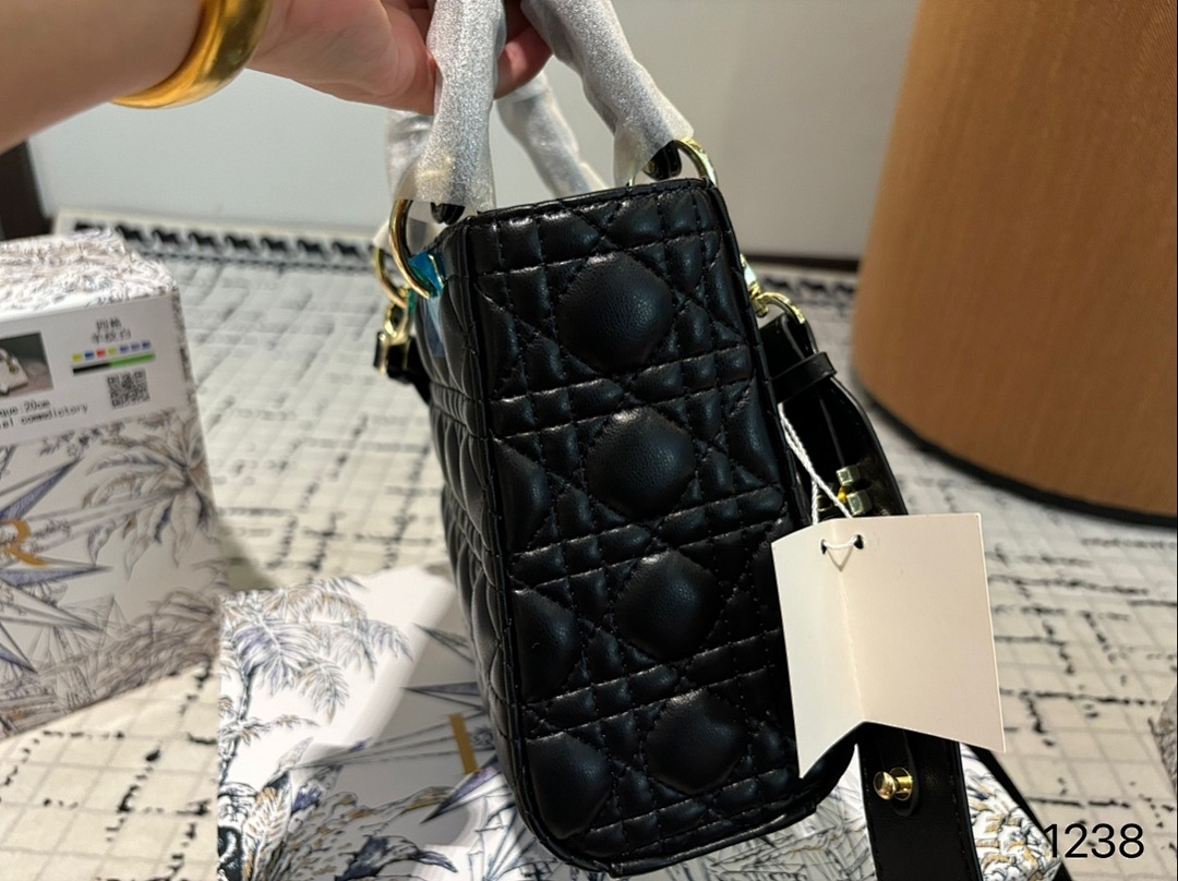 Lady Dior Bag · 5620 — תמונה 10