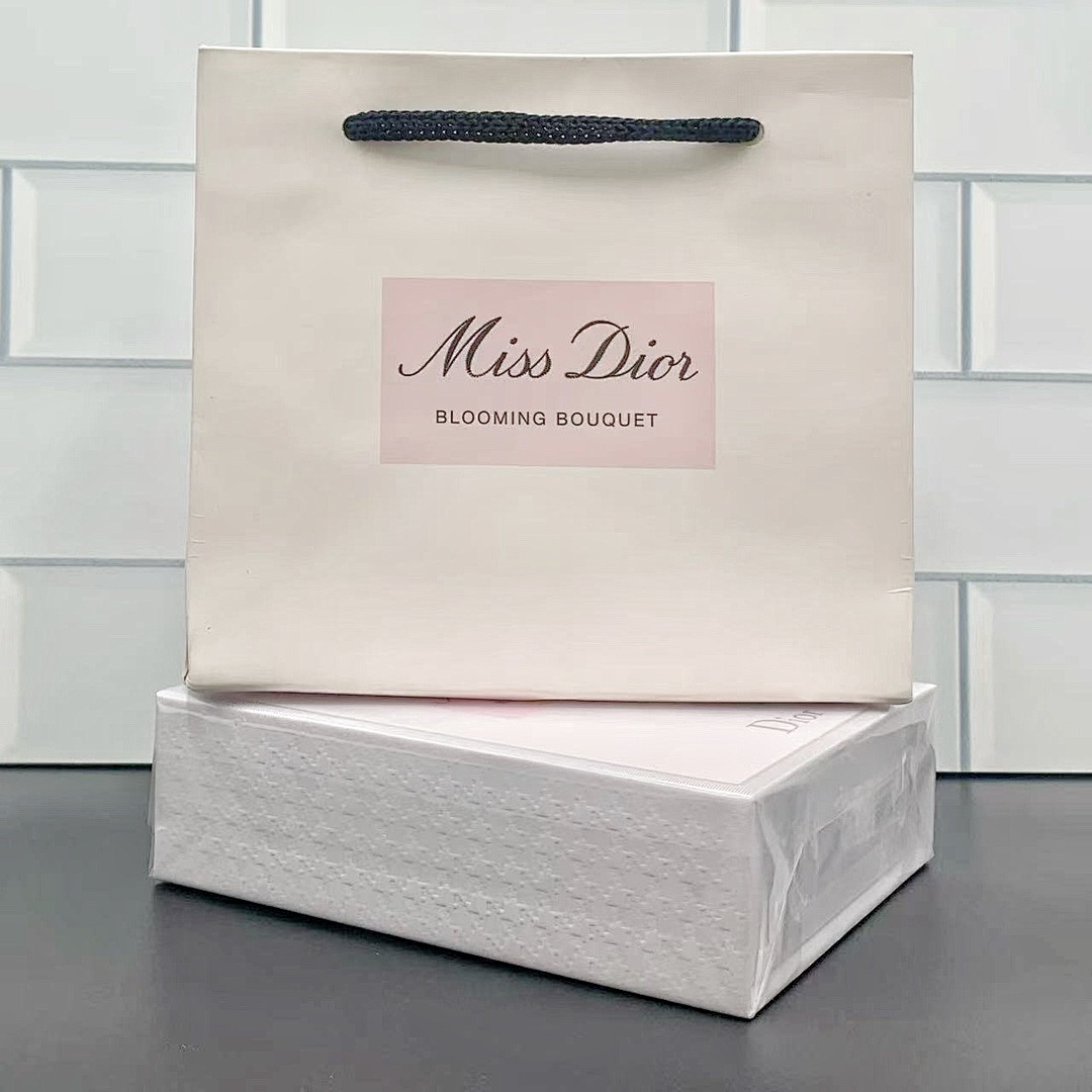 Dior J'adore · 5596 — תמונה 2