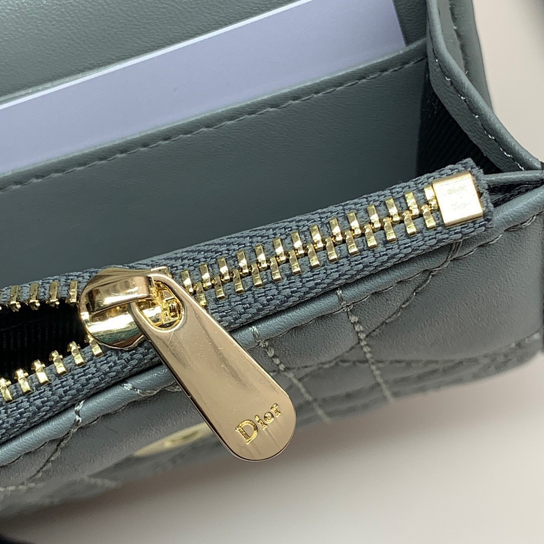 Dior 30 Montaigne · 5488 — תמונה 14