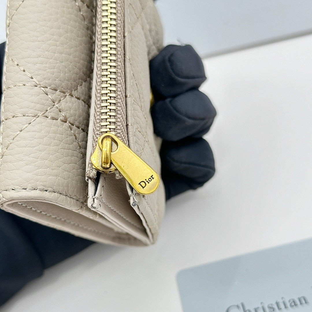 Dior Caro · 5184 — תמונה 13