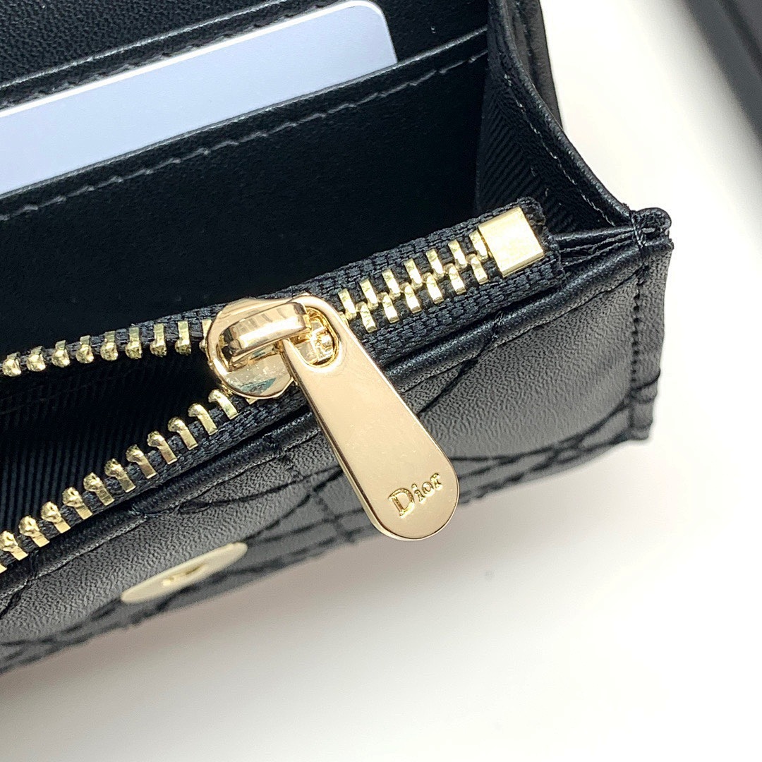 Dior 30 Montaigne · 5488 — תמונה 31