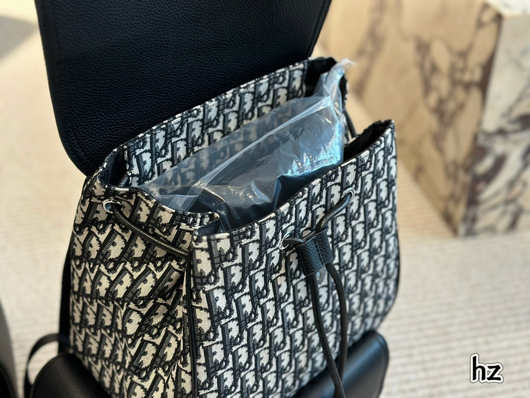 Dior Saddle Backpack with Flap · 5523 — תמונה 2