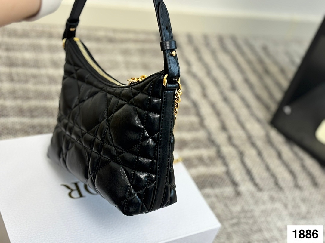 Dior Caro · 5567 — תמונה 4