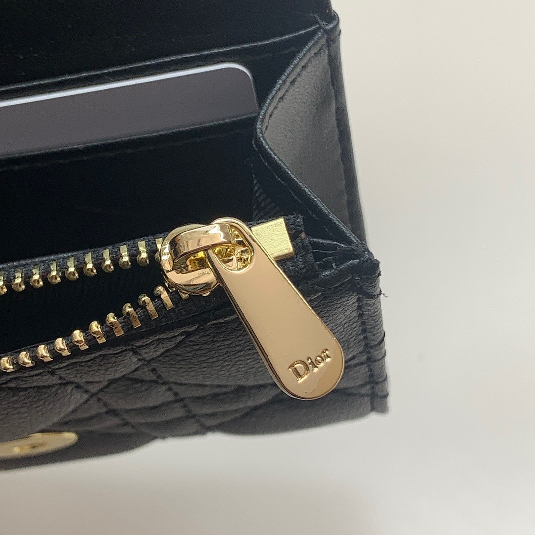 Dior 30 Montaigne · 5488 — תמונה 6