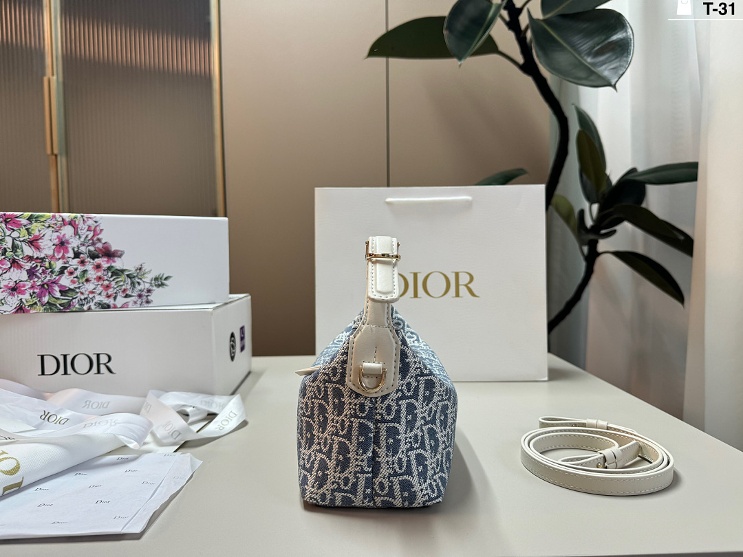 Dior D-Journey Bag · 6426 — תמונה 13