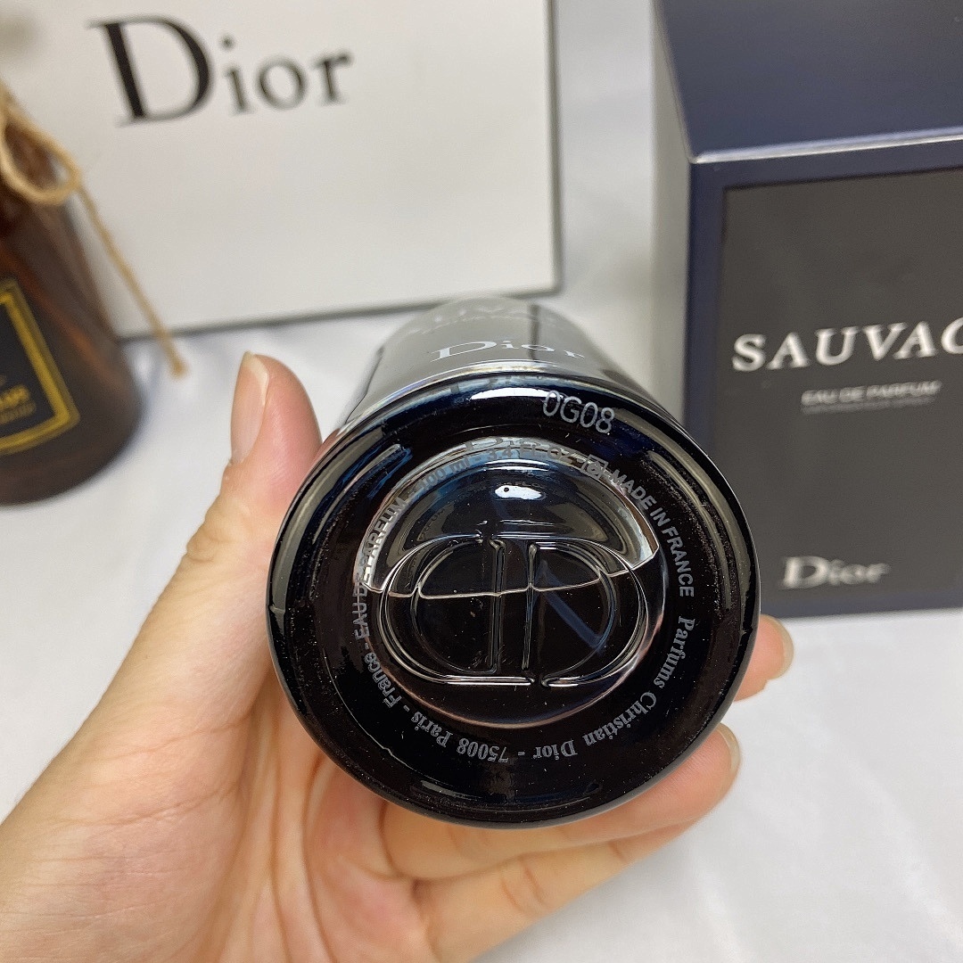 Dior Sauvage Eau de Parfum · 5678 — תמונה 3