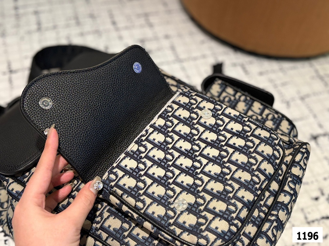 Dior Saddle Backpack with Flap · 5123 — תמונה 18