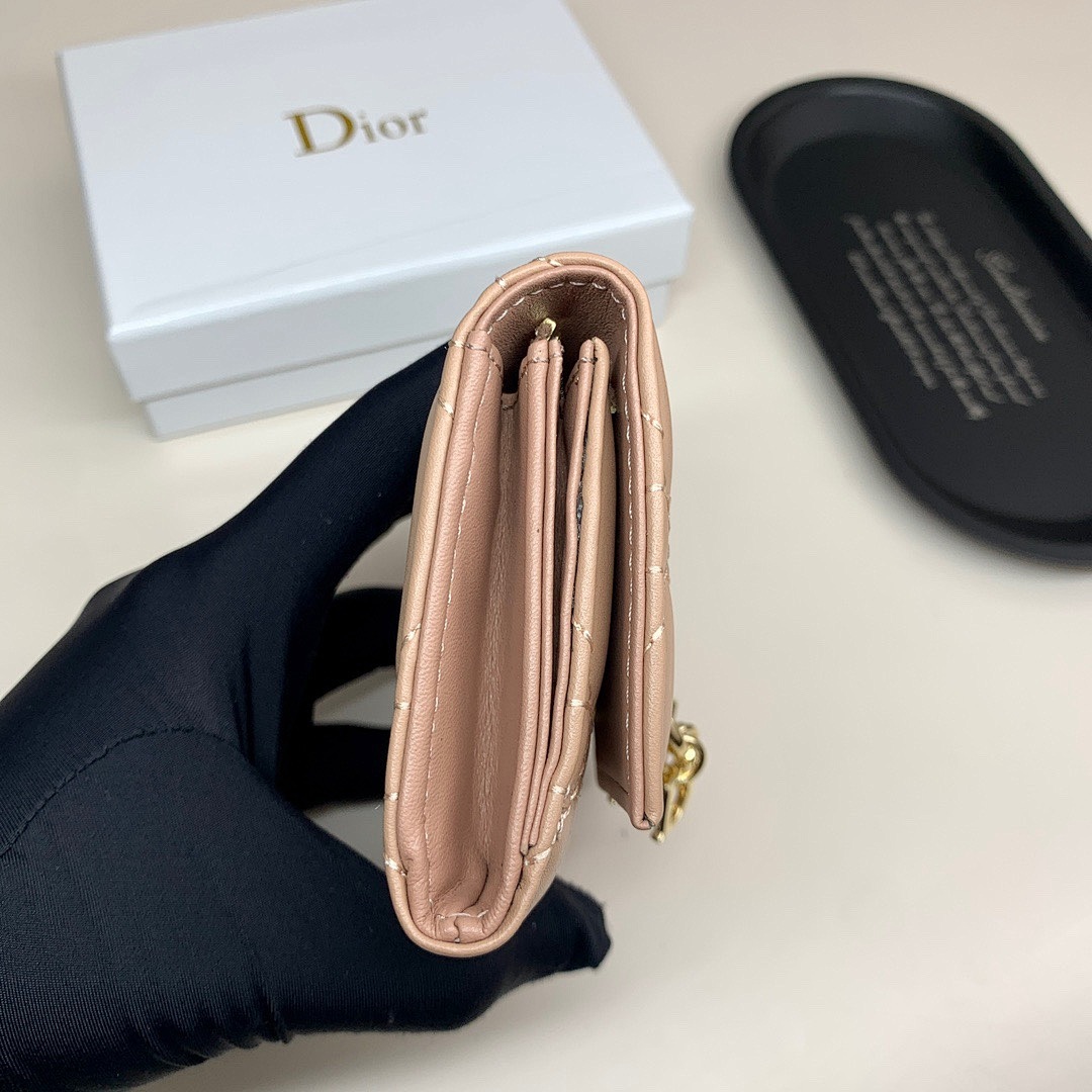 Dior 30 Montaigne · 5488 — תמונה 22