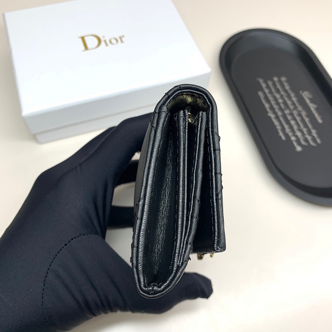 Dior 30 Montaigne · 5488 — תמונה 30