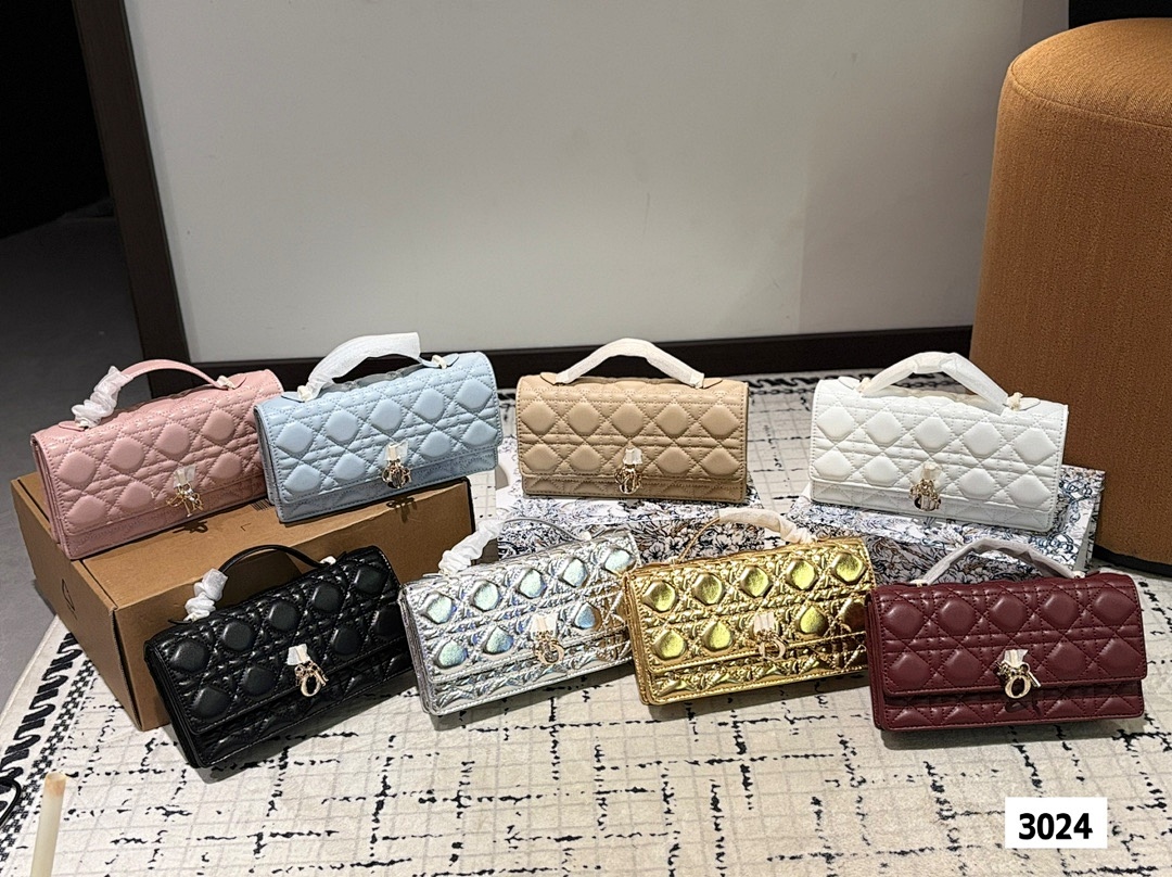 Lady Dior Wallet on Chain · 5447 — תמונה 11