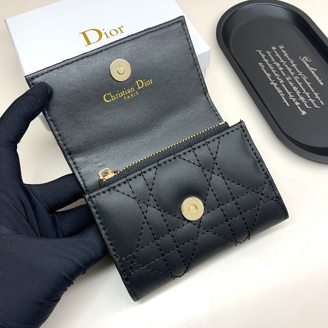 Dior 30 Montaigne · 5488 — תמונה 33