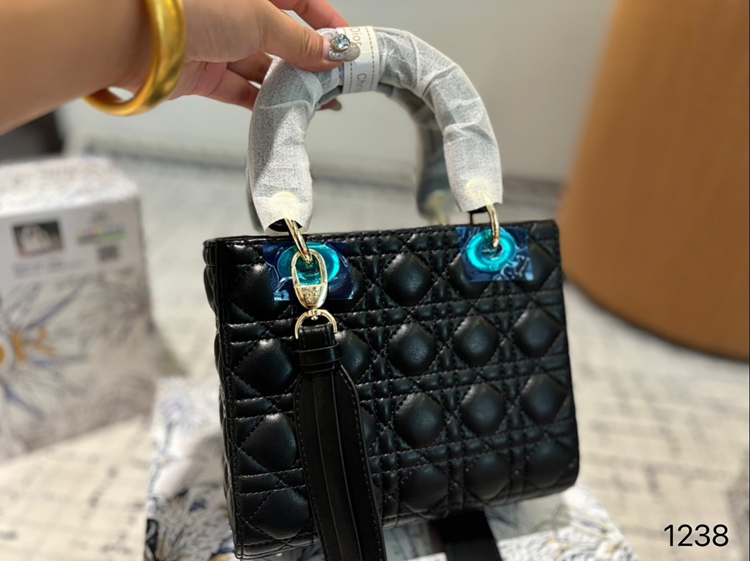 Lady Dior Bag · 5620 — תמונה 9