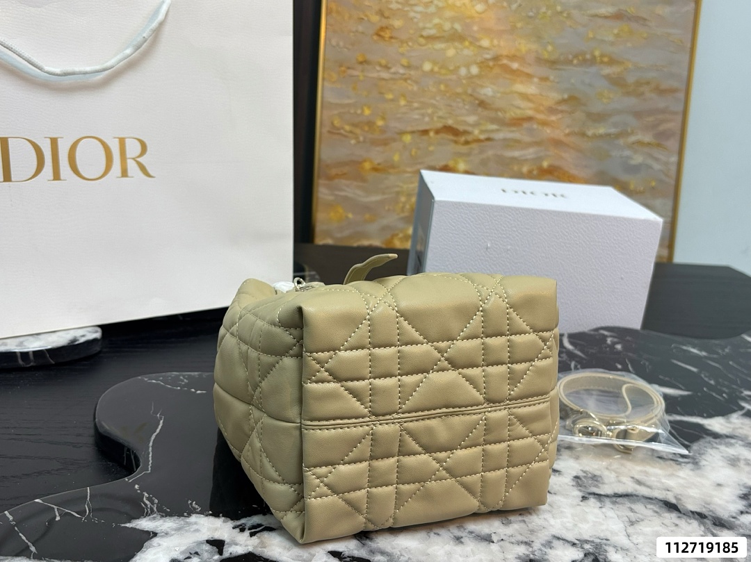 Dior Toujours · 6427 — תמונה 6