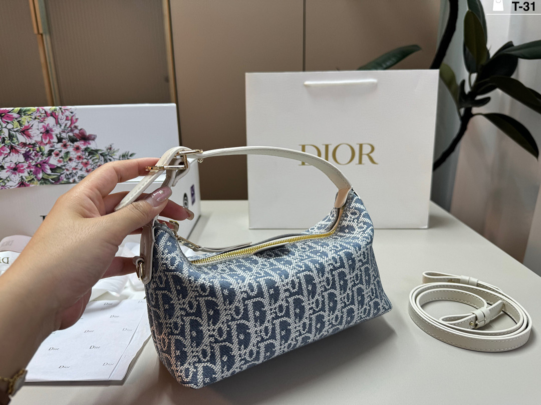 Dior D-Journey Bag · 6426 — תמונה 9