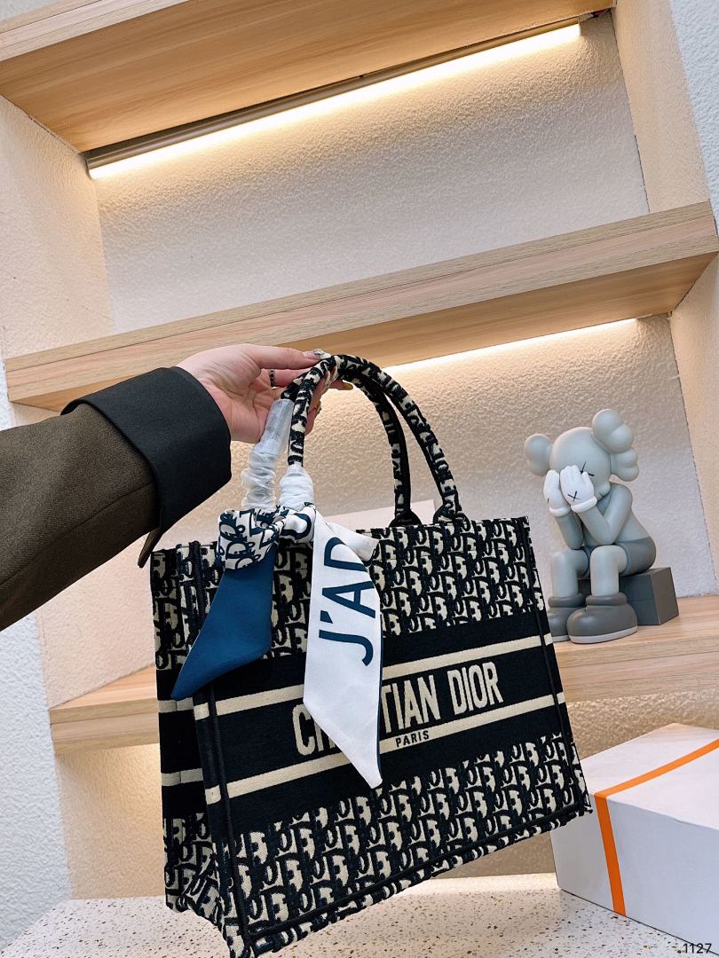 Dior Book Tote · 4660 — תמונה 6