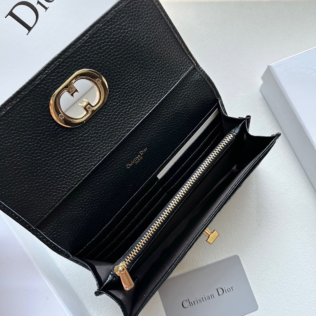 Dior Caro · 5918 — תמונה 2