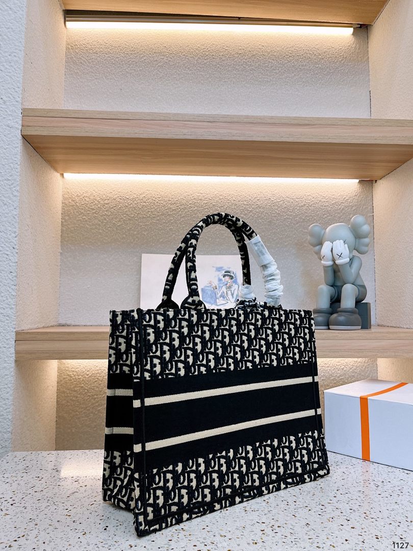 Dior Book Tote · 4660 — תמונה 7