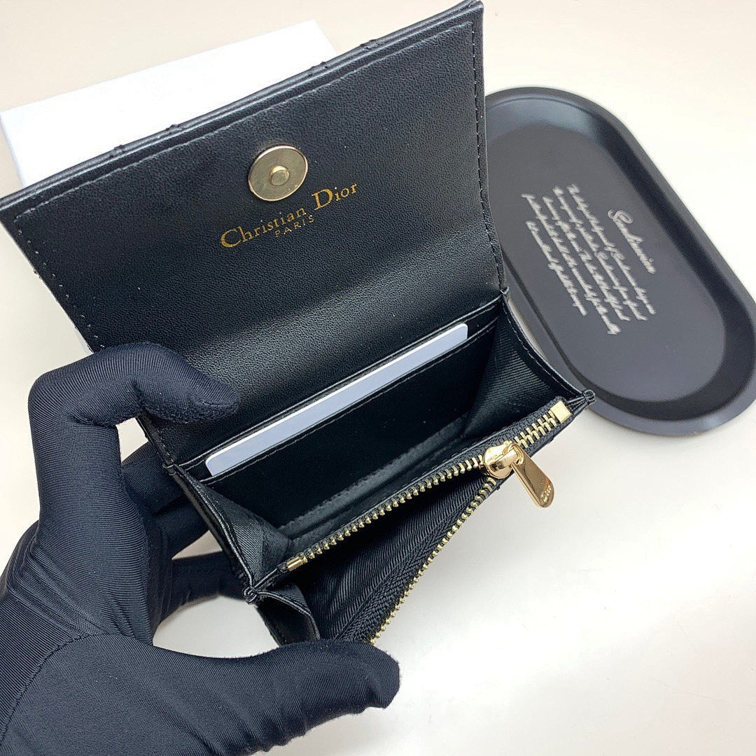 Dior 30 Montaigne · 5488 — תמונה 32