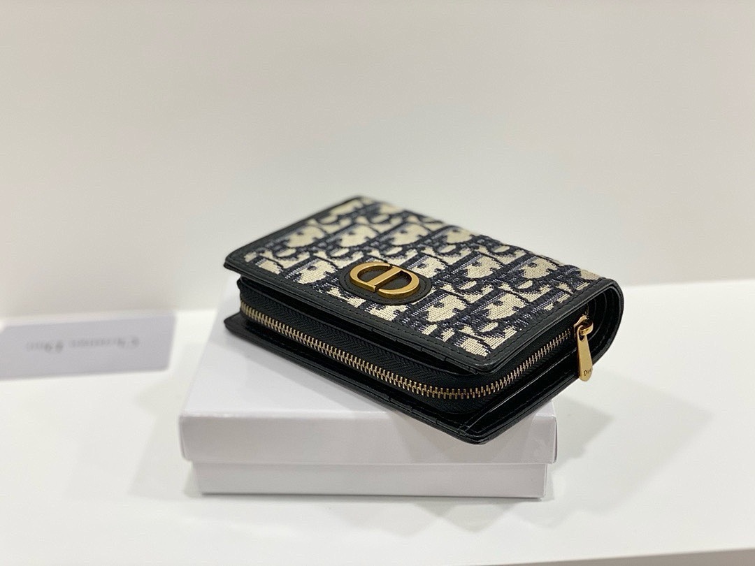 Dior 30 Montaigne · 5488 — תמונה 42