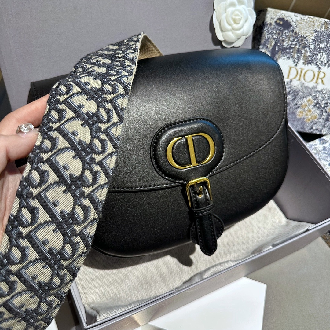 Dior Bobby · 4667 — תמונה 12