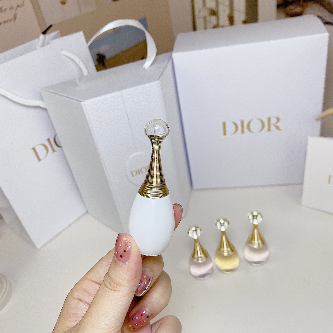 Dior J'adore · 5610 — תמונה 7